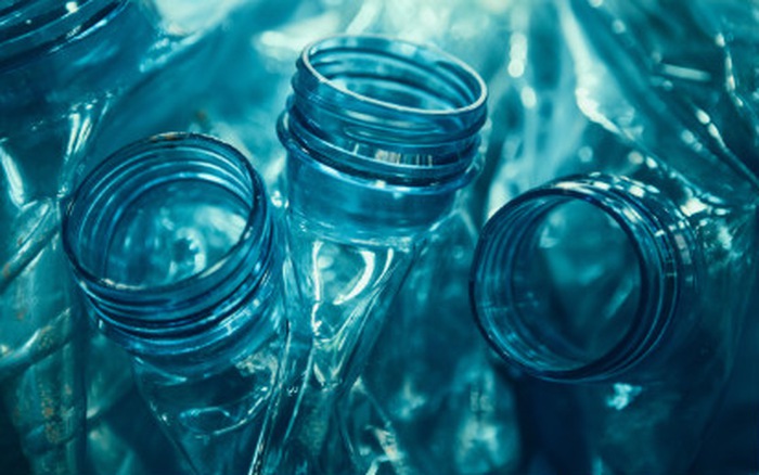 chai nhựa có vi khuẩn